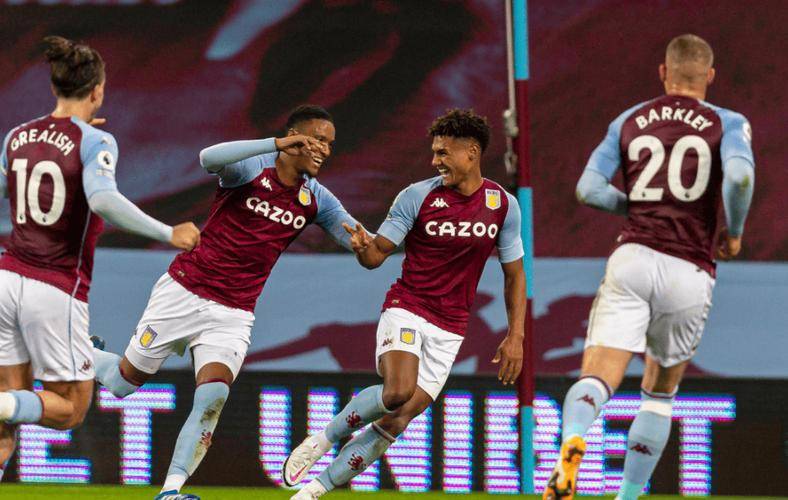 英超揭幕战：阿斯顿维拉 VS 纽卡斯尔联，巅峰对决看点十足