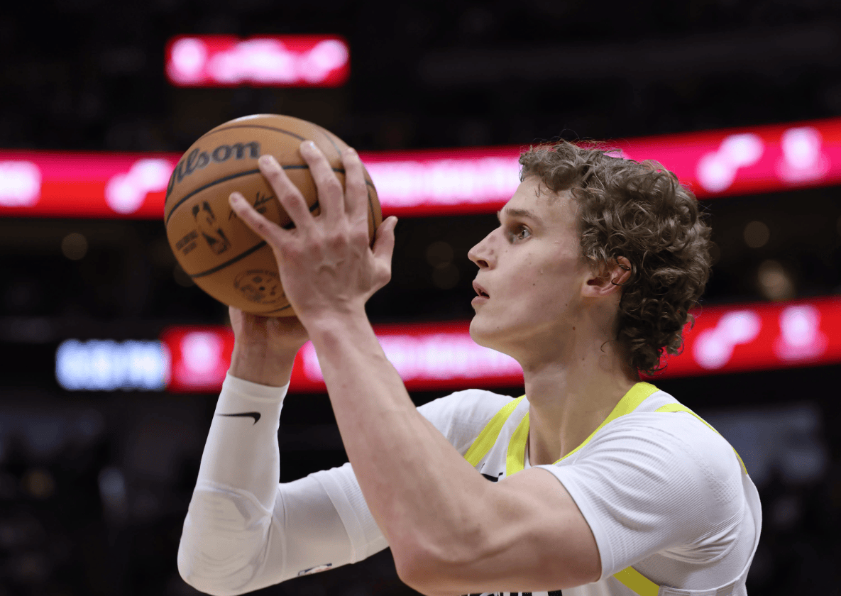 NBA打卡上班,欧锦赛火力全开!23分钟43分,爵士别埋没天才