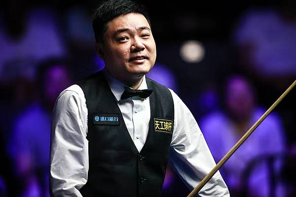 斯诺克：丁俊晖斯佳辉迎来开门红晋级英格兰公开赛32强